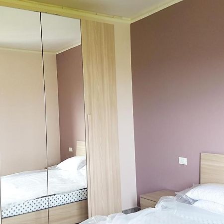 אמליה Apt. 7 - Villa Dei Pini מראה חיצוני תמונה