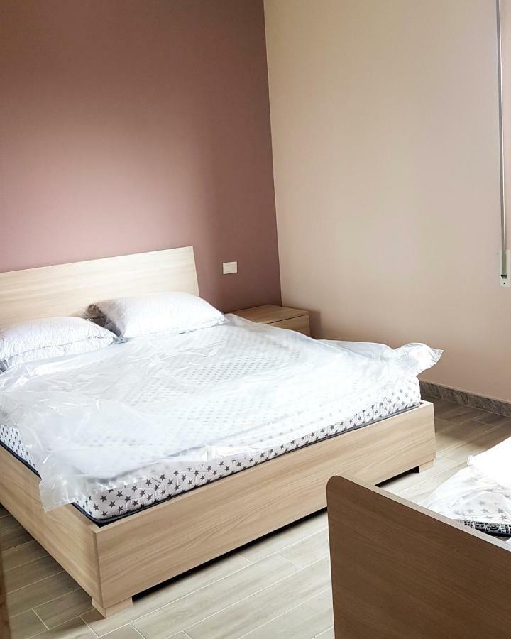 אמליה Apt. 7 - Villa Dei Pini מראה חיצוני תמונה