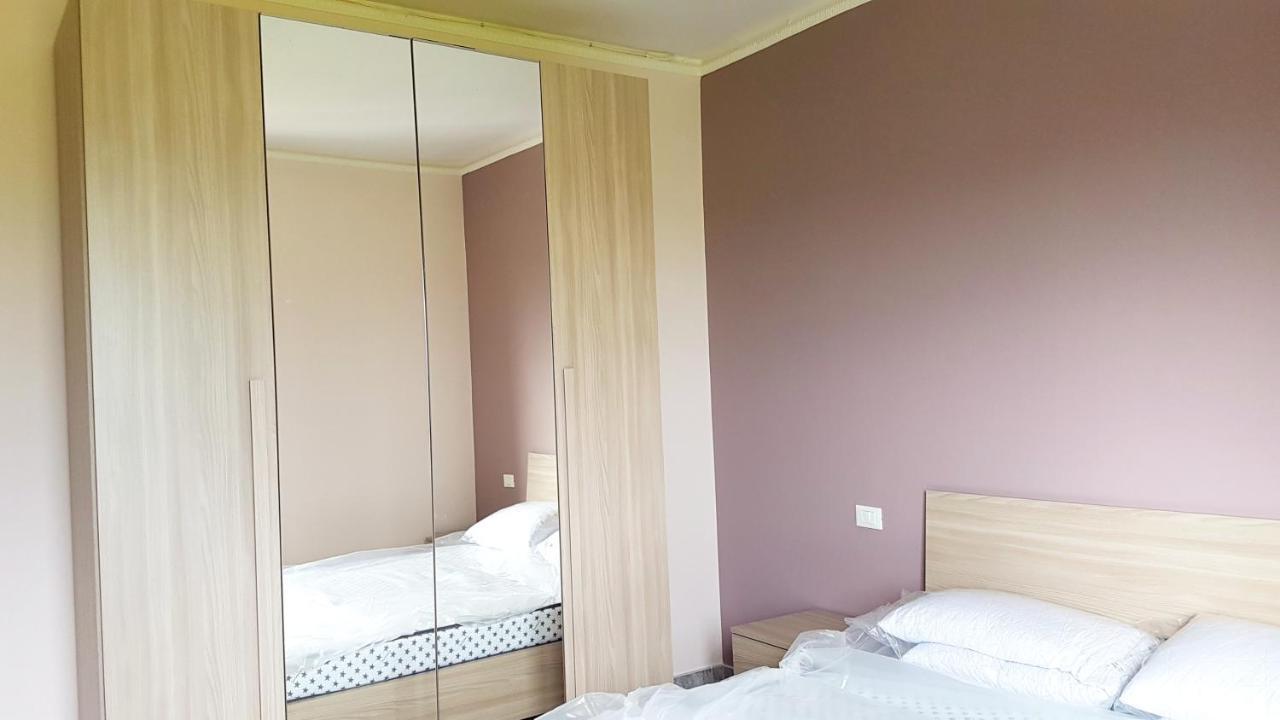 אמליה Apt. 7 - Villa Dei Pini מראה חיצוני תמונה